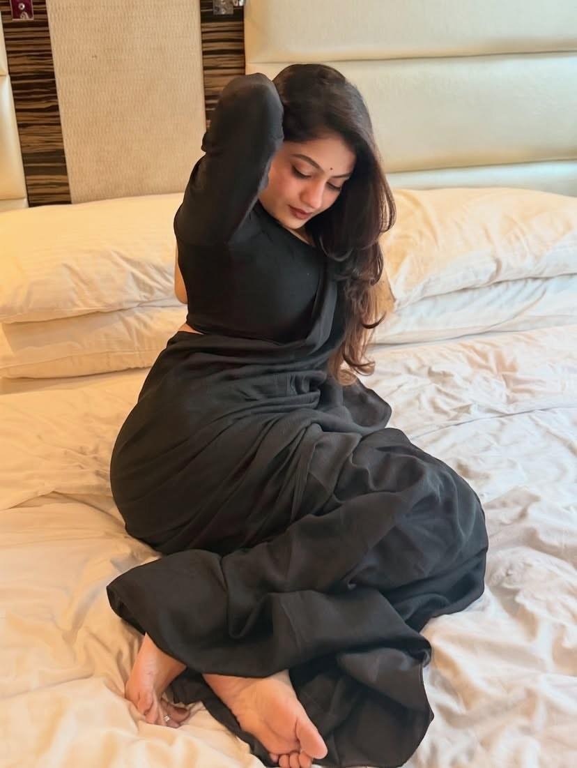 9971446351 Low Rate Call Girls In Defence Colony, Delhi NCR