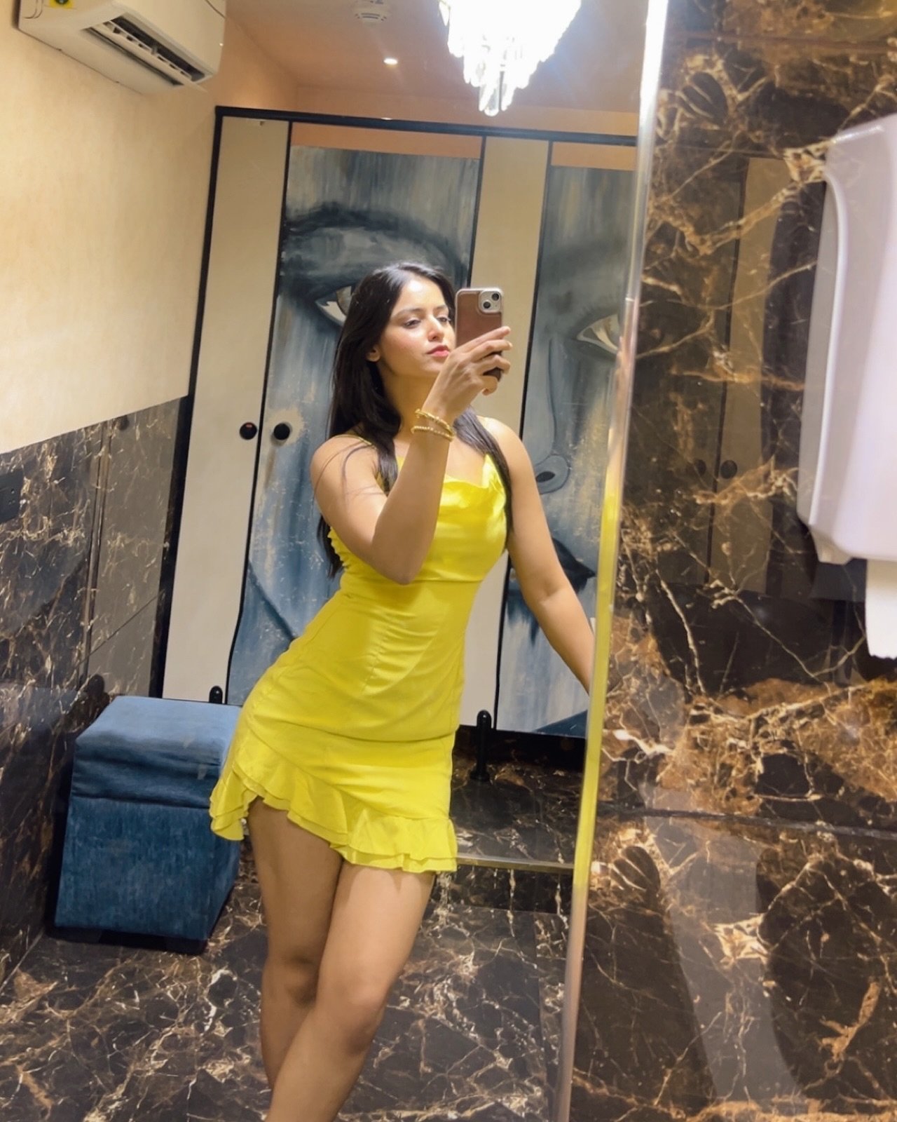 Real (Gfe) Call Girls in Indrapratha Metro Station Delhi & VIP Service – 9667677194