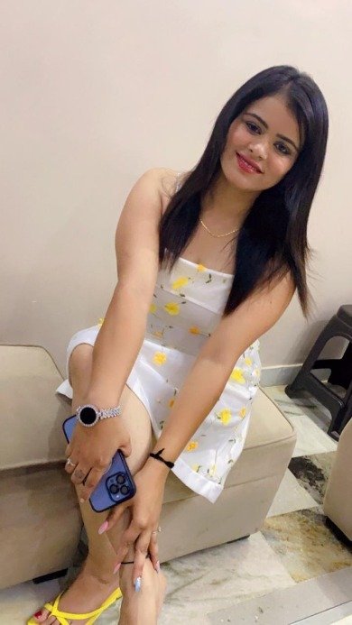 Escorts Service In Laxmi Nagar  (💯escort 9958018831💞)