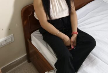 I offer high-profile Independent Female Escorts Service in Delhi, focusing on discretion, respect, and mutual pleasure. Whether in five-star hotels or private settings,