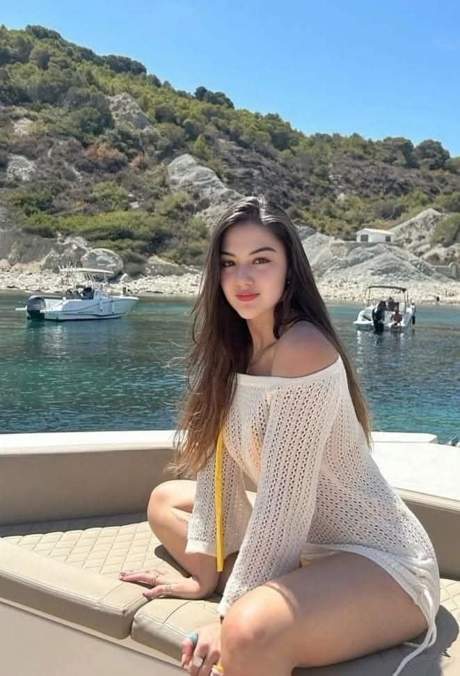 Call Girls In Dhaula Kuan Metro Delhi 💦 8447074457 💦 Call Girls Escorts