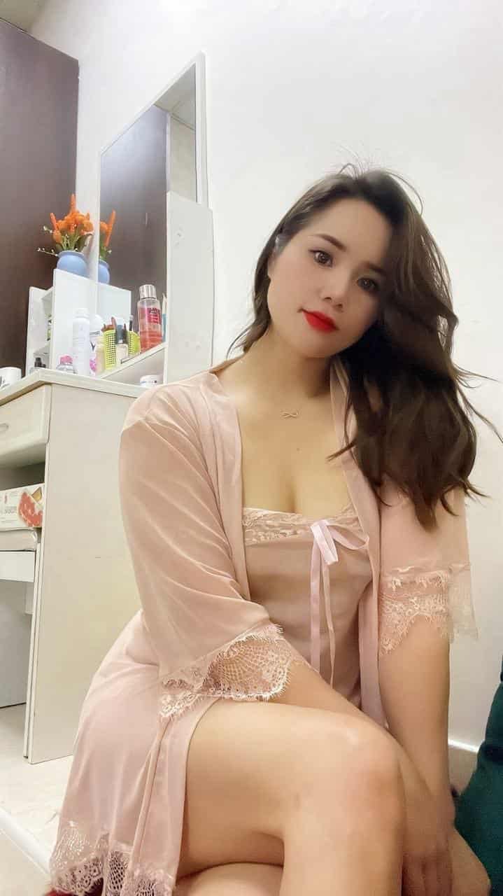 Call Girls In Gulmohar Park ☛📲𝟗𝟕𝟏𝟏𝟎𝟏𝟒𝟕𝟎𝟓📲☚ (Delhi ⇎ Ncr)