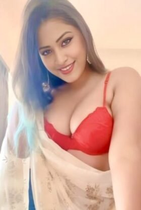 Call Girls In Delhi Sadar Bazaar 𝟵𝟐𝟏𝟭𝟯~𝟵𝟲𝟯𝟭𝟰 Escorts ServiCe,