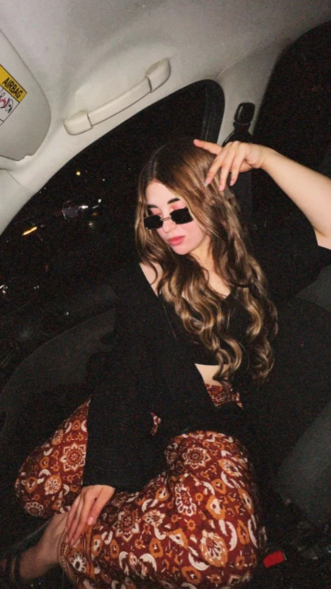 Real (Gfe) Call Girls in Hotel Decent Suites – Delhi Airport & VIP Service – 9667677194