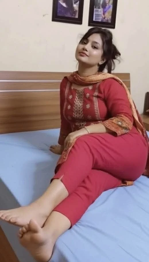 Call Girls In Sarai Rohillar- ⎷→Delhi √ NCR ꧁ (9654726276✔}