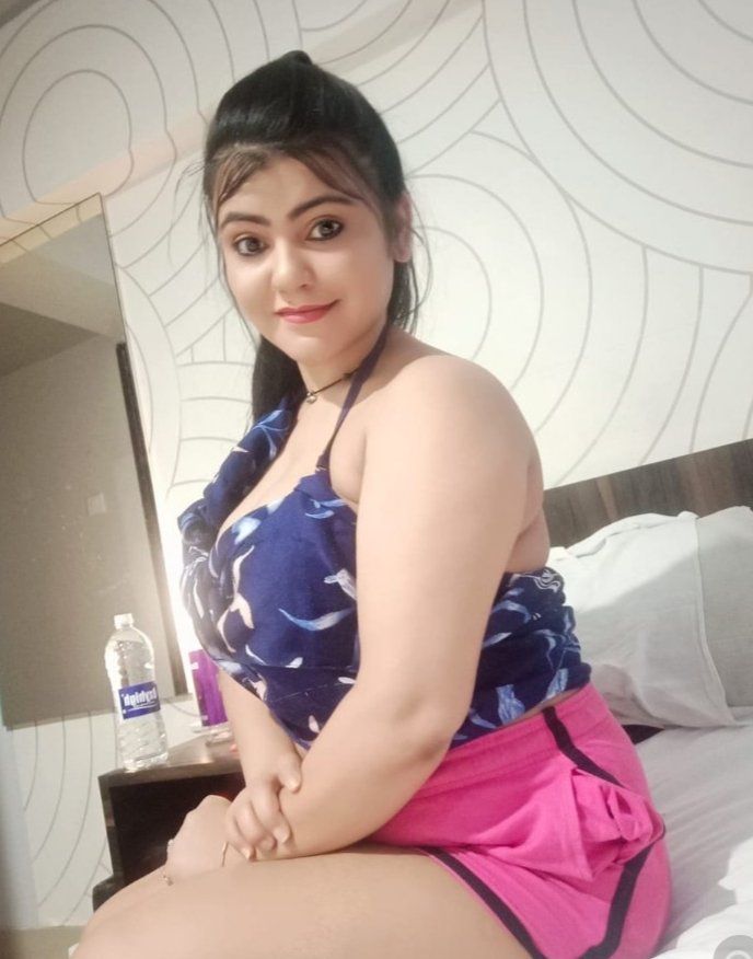 9811754503 in Noida (Uttar Pradesh) ❤️ Call Girls Radisson Blu Hotel,