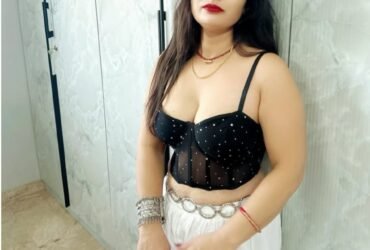 9811145925 Low rate Call Girls In Crowne Plaza New Delhi Rohini by IHG Hotel