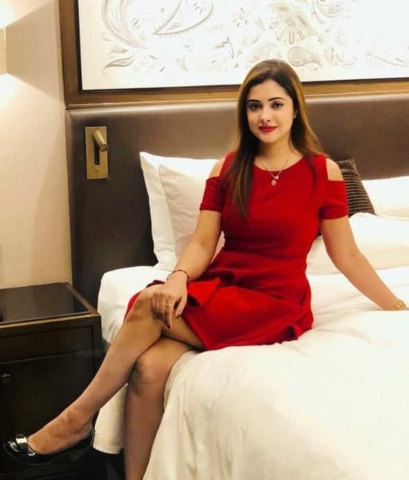 Call Girl In Red Fox Hotel, Delhi Airport ¶ 9999585511 ¶