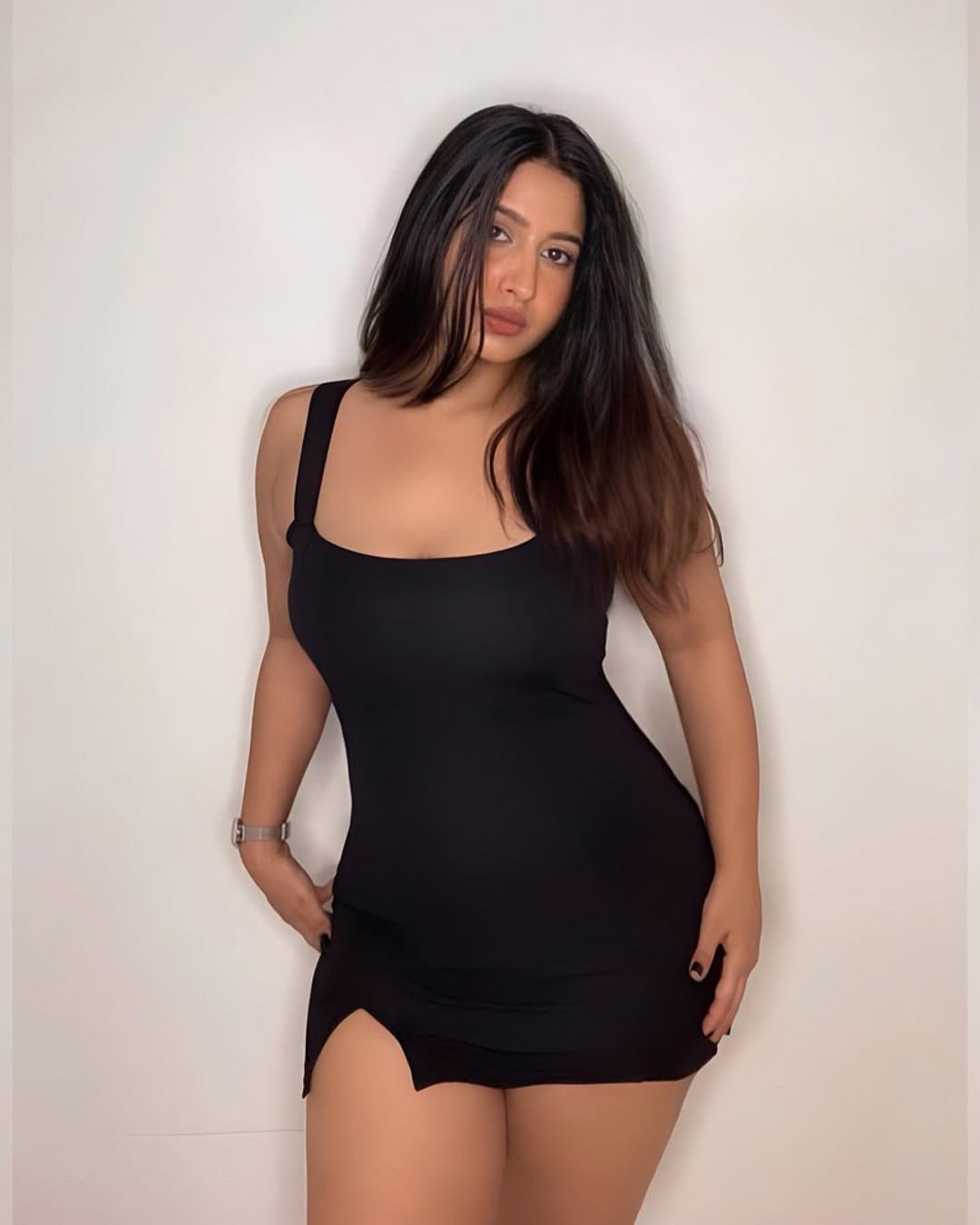 Mahalaxmi Nagar Mature Escorts -07506202331-Geeta Bhawan Specialty Escorts