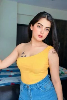 Call Girls in Delhi Cantt 9555773836 Delhi NCR