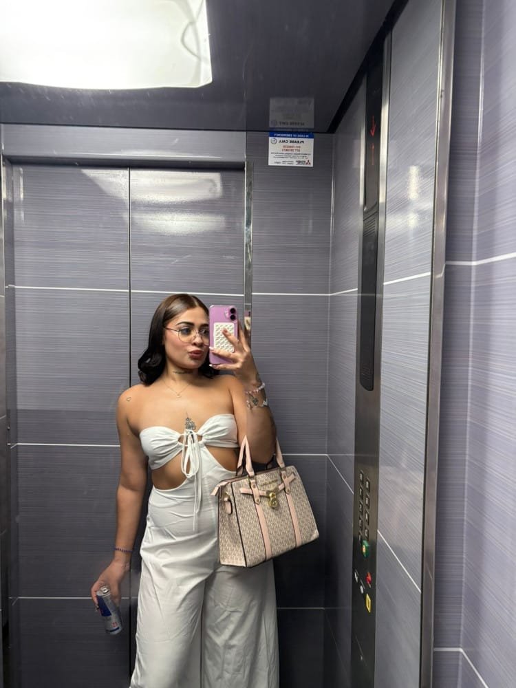 Young (Gfe) Call Girls in Sector 33 Noida (VIP Delhi Escorts )- 9220592151