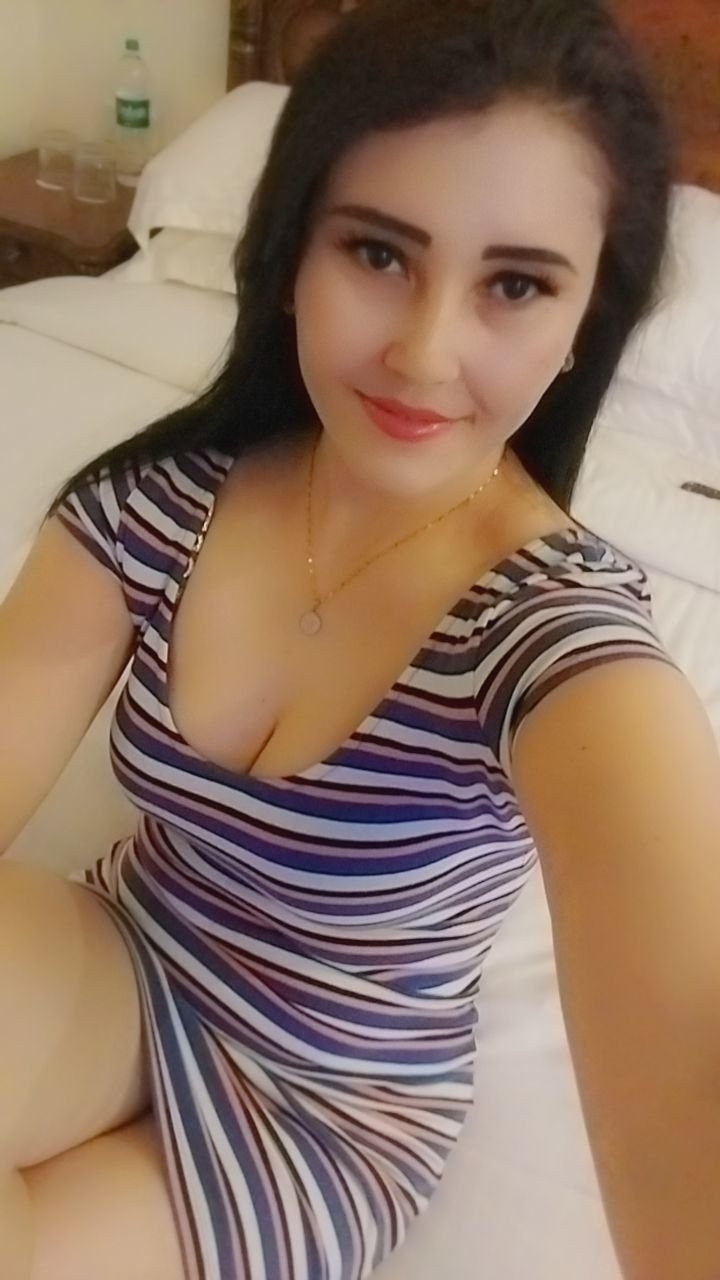 The Lalit New Delhi BOOKING GIRLS 9811754503 CALL