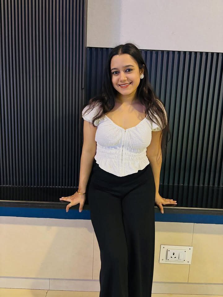 FULL ENJOY – 📞9540619990 || GeT~Call Girls in Noida Sector 11, Noida