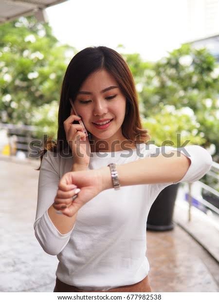 Call Girls In Defence colony Delhi꧁❤９９９９８１５８１１❤꧂Escort Service
