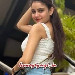 Call Girls In laxmi nagar Delhi꧁❤９９９９８１５８１１❤꧂Escort Service