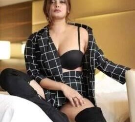 Call Girls In punjabi bagh Delhi꧁❤９９９９８１５８１１❤꧂Escort Service