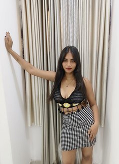 ᎡᎧᎽᎪᏞ COD Call Girls In Aloft New Delhi Aerocity Escorts 𝟡𝟡𝟡𝟘𝟚𝟚𝟞𝟞𝟝𝟠