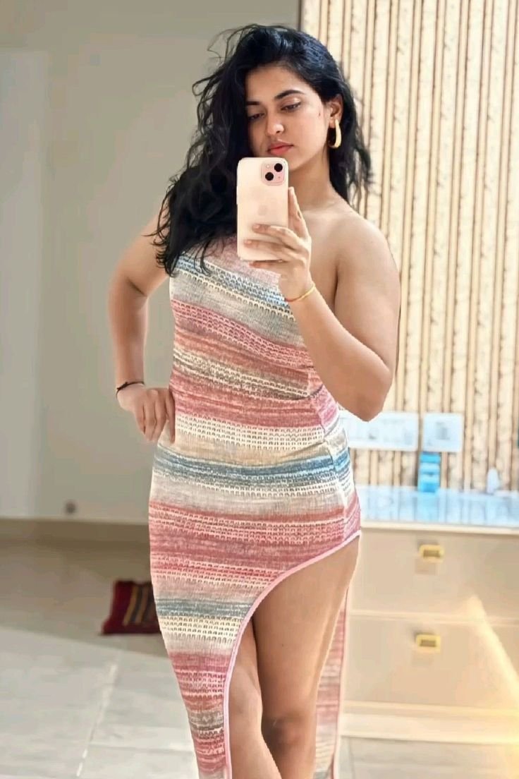 ((Noida)) Call GIrls ✨ 9582086666 Call Girls in Noida Sector 64, Escorts