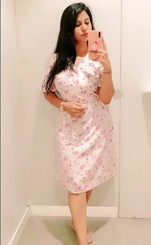 ((Noida)) Call GIrls ✨ 9582086666 Call Girls in Noida Sector 66, Escorts