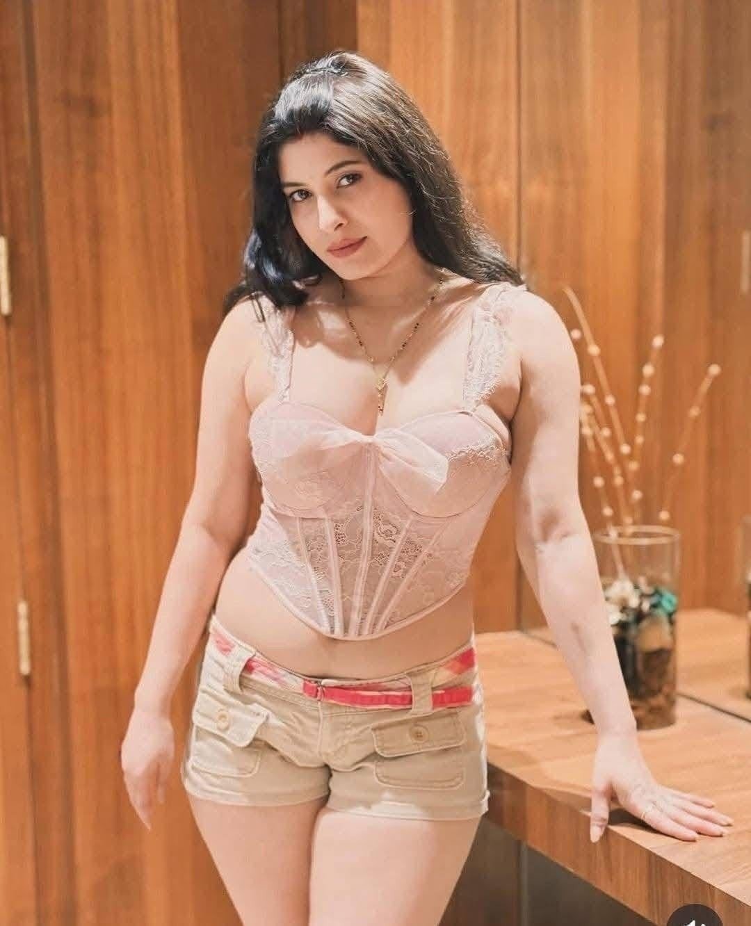Call Girls In Kashmiri Gate ✬→(9711014705⇆) Delhi NCR