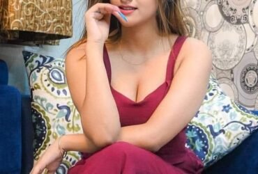 Rassian TOp￣￣Young Call Girls In Hotel Amrapali Grand 9990224454  Escorts Service Delhi NCR
