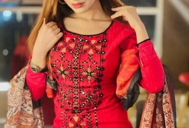 ((Noida)) Call GIrls ✨ 9582086666 Call Girls in Noida Sector 83, Escorts