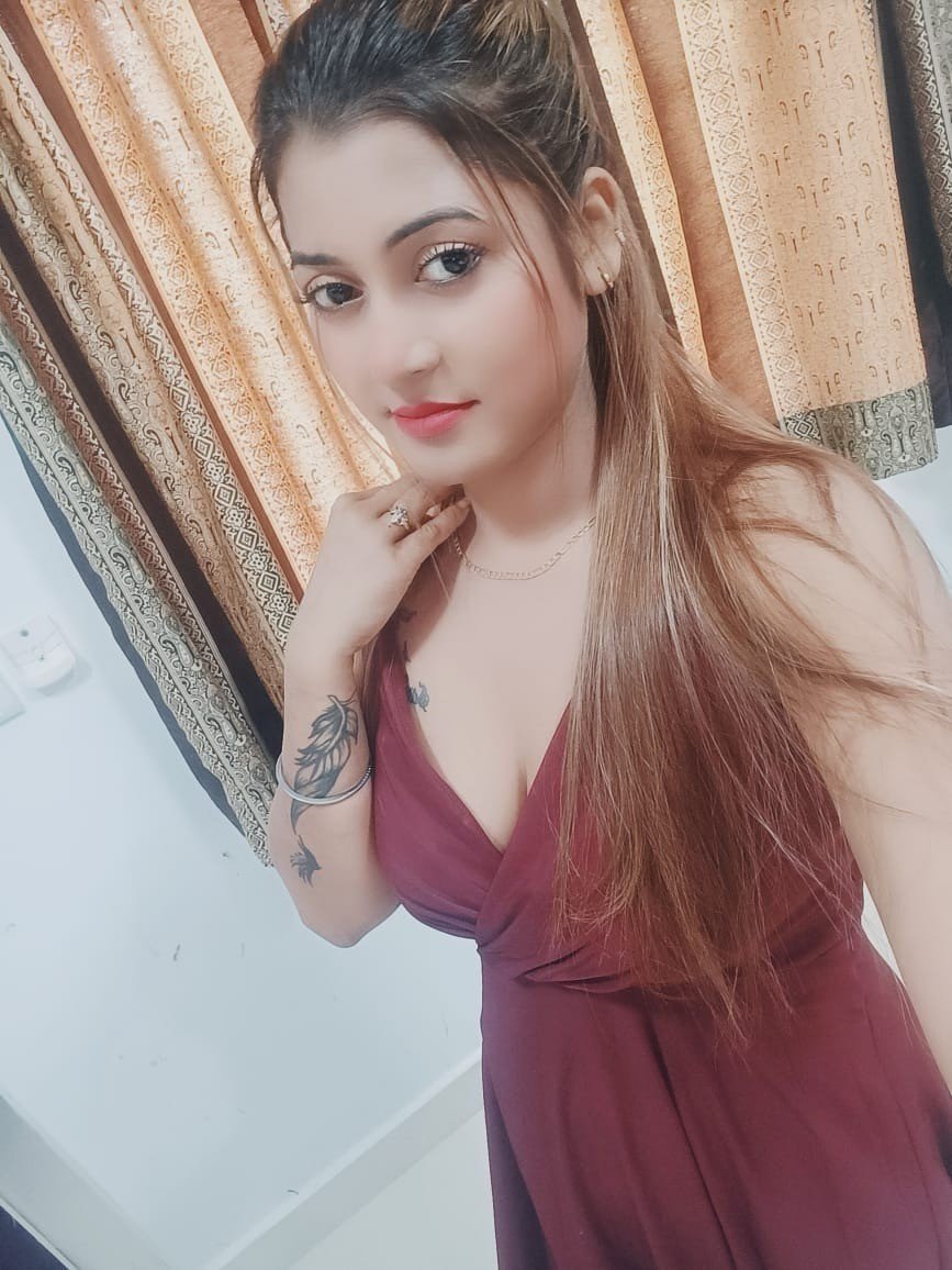 ((Noida)) Call GIrls ✨ 9582086666 Call Girls in Noida Sector 102 Escorts