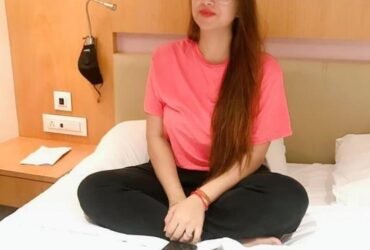 Call girls in Atta Market Sector 18 Noida 8588866654 Escorts service