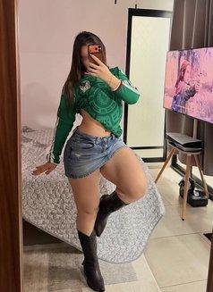 Low Price Call Girls Gulmohar Park✔️ Call Girls Services In Delhi╬ ✯✯8448429160 ✯✯╬