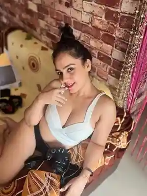 Call Girls In MayaPuri Metro – 9999485385 Book Independent Delhi Escorts