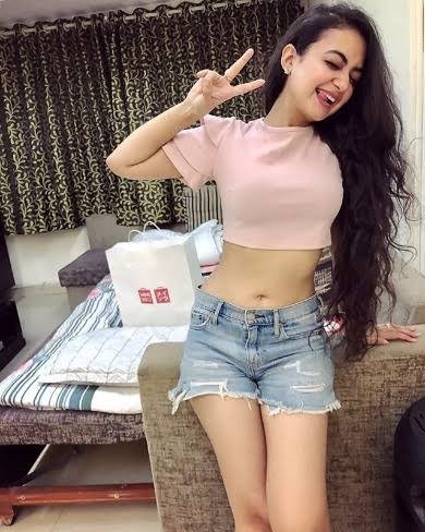 Call Girls In Chhatarpur  Delhi NCR꧁❤9999815811❤꧂Escort Service