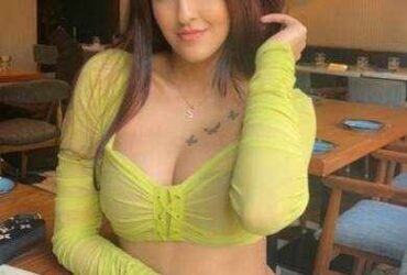 (₯) (( 88264°00941)) Call Girls In R K Ashram Metro ❤️ Escort Service Delhi