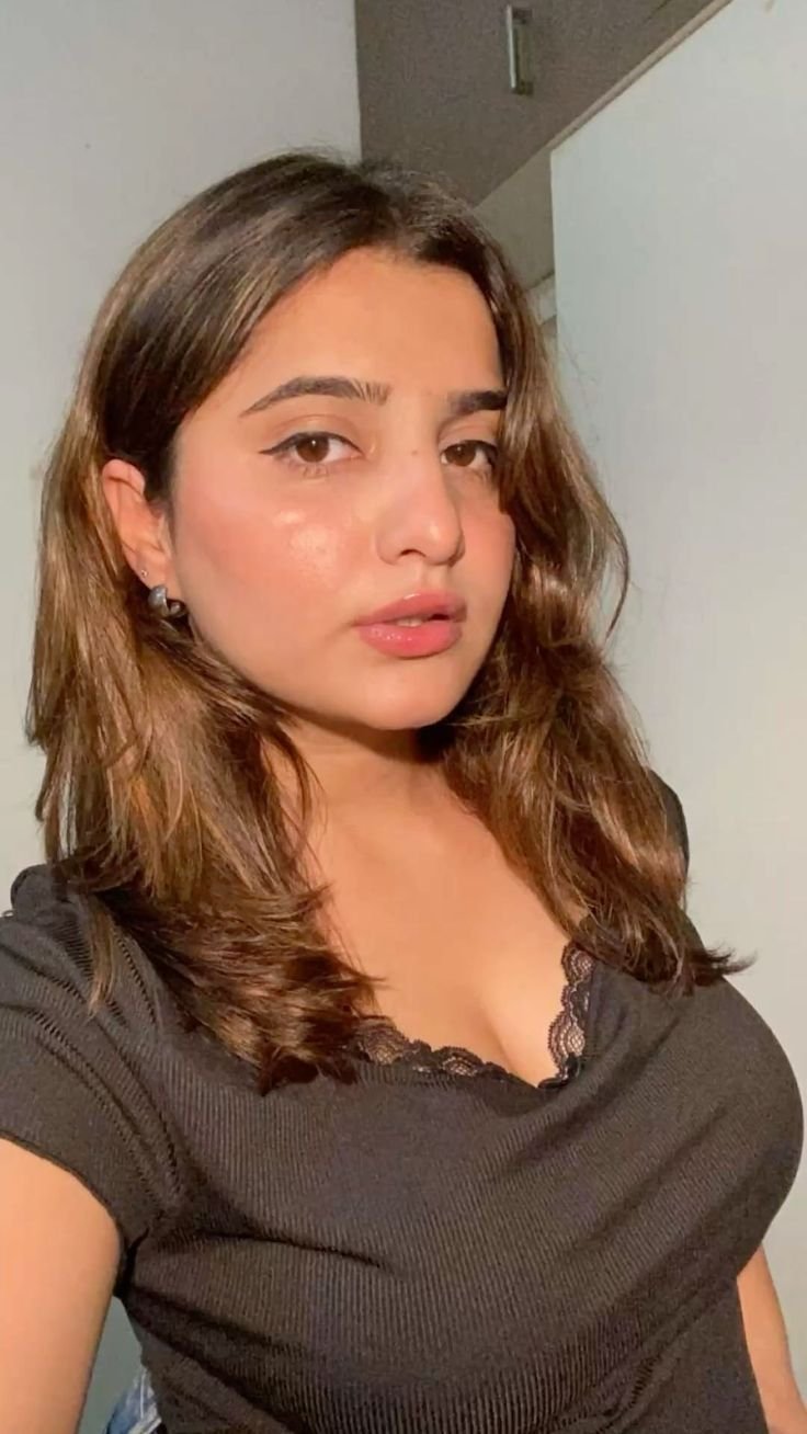 ꧁Call Girls Near Hotel Udman Hotel Chhattarpur – New Delhi No Advance Pay COD ꧁𓊈𒆜8826744196𒆜𓊉꧂