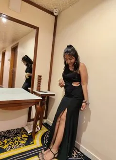 Call Girls IN Delhi Nehru Place 9311493346 In Delhi Escort Service