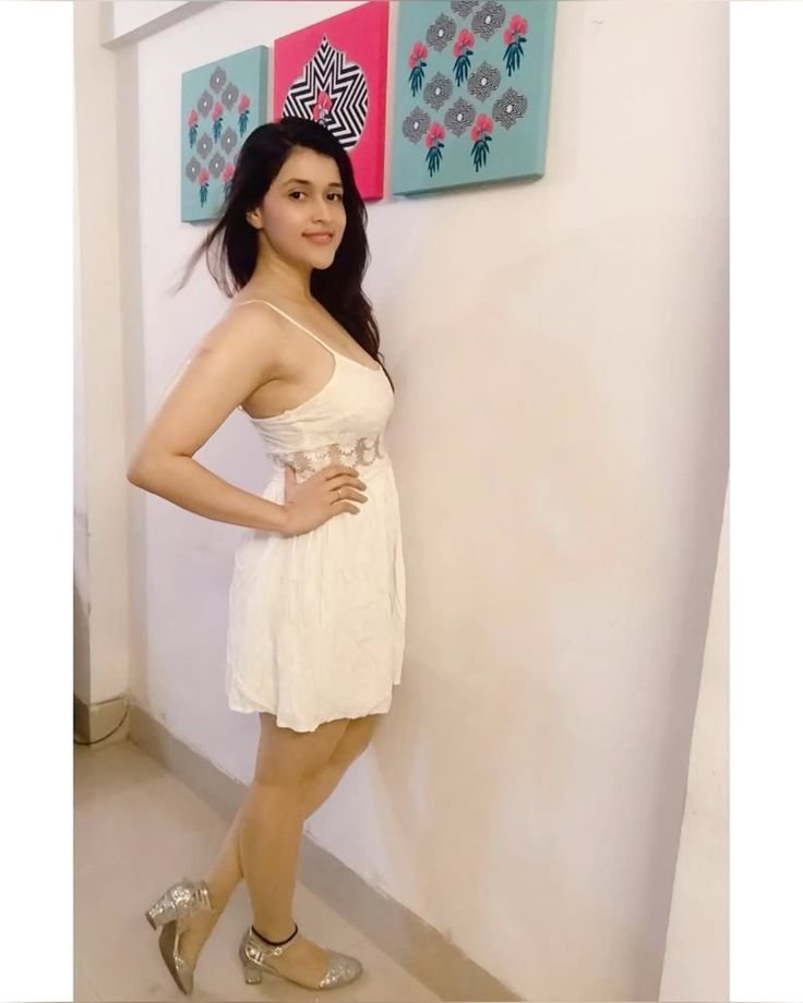 Call Girls In Ghitorni Metro – 9999485385 Book Independent Delhi Escorts
