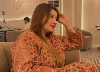 Young Call Girl In Shahdara | Instant Bookings | Delhi Escort Service 8826744196