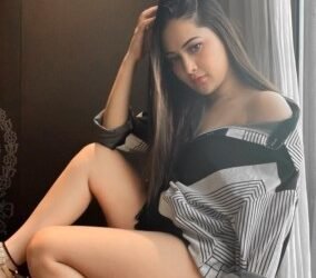 Call girls in Kishangarh Delhi | 9711100339