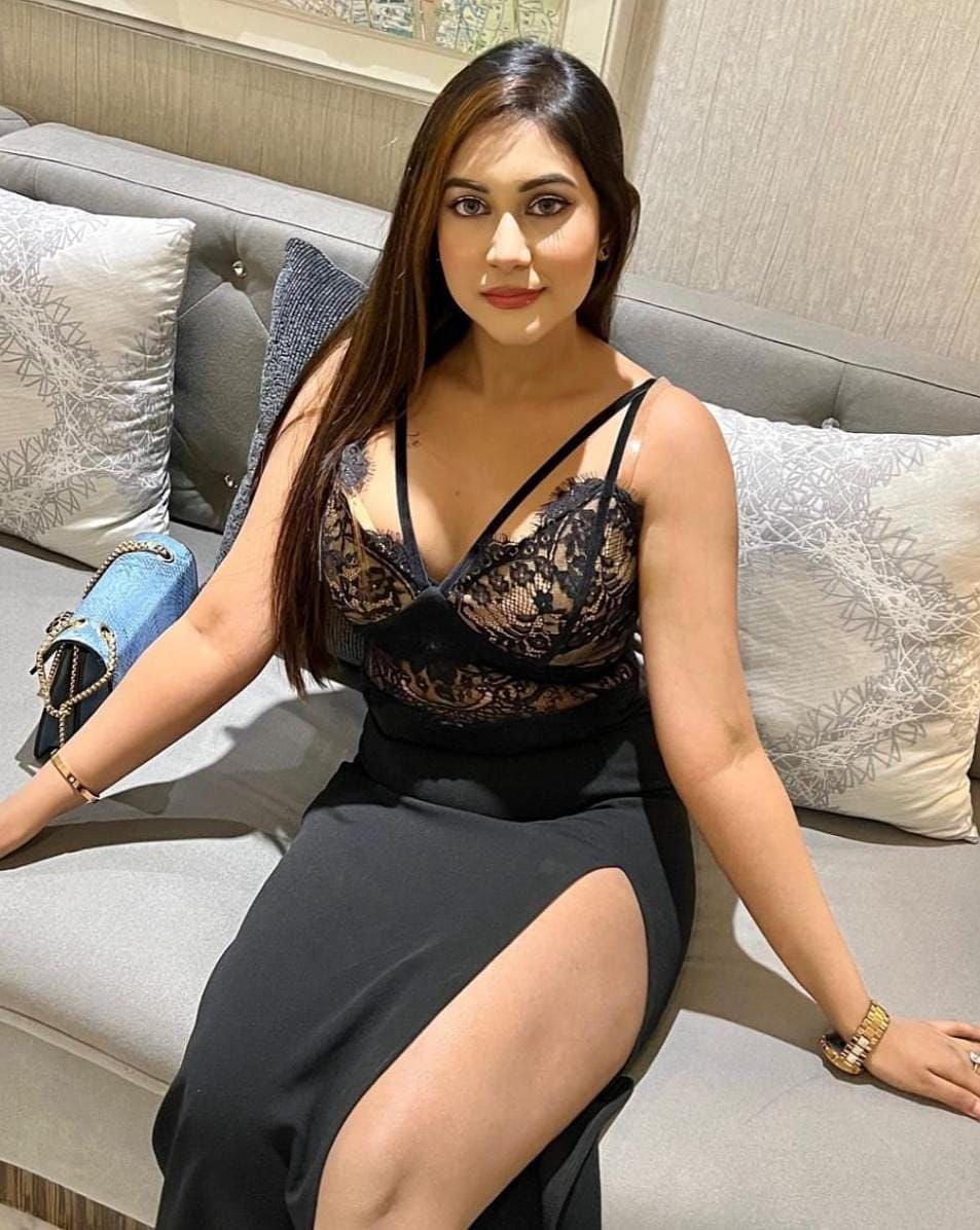Rꦿyal Noida Sector-135 Call Girls Escorts Service Late-Night Book Now ➈➈➈⓪②②⑥⑥⑤➇